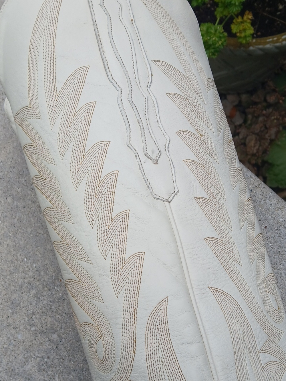 Lucchese Jasmine boots in Cream (Style M5146). Sz 9 - Picture 7 of 14